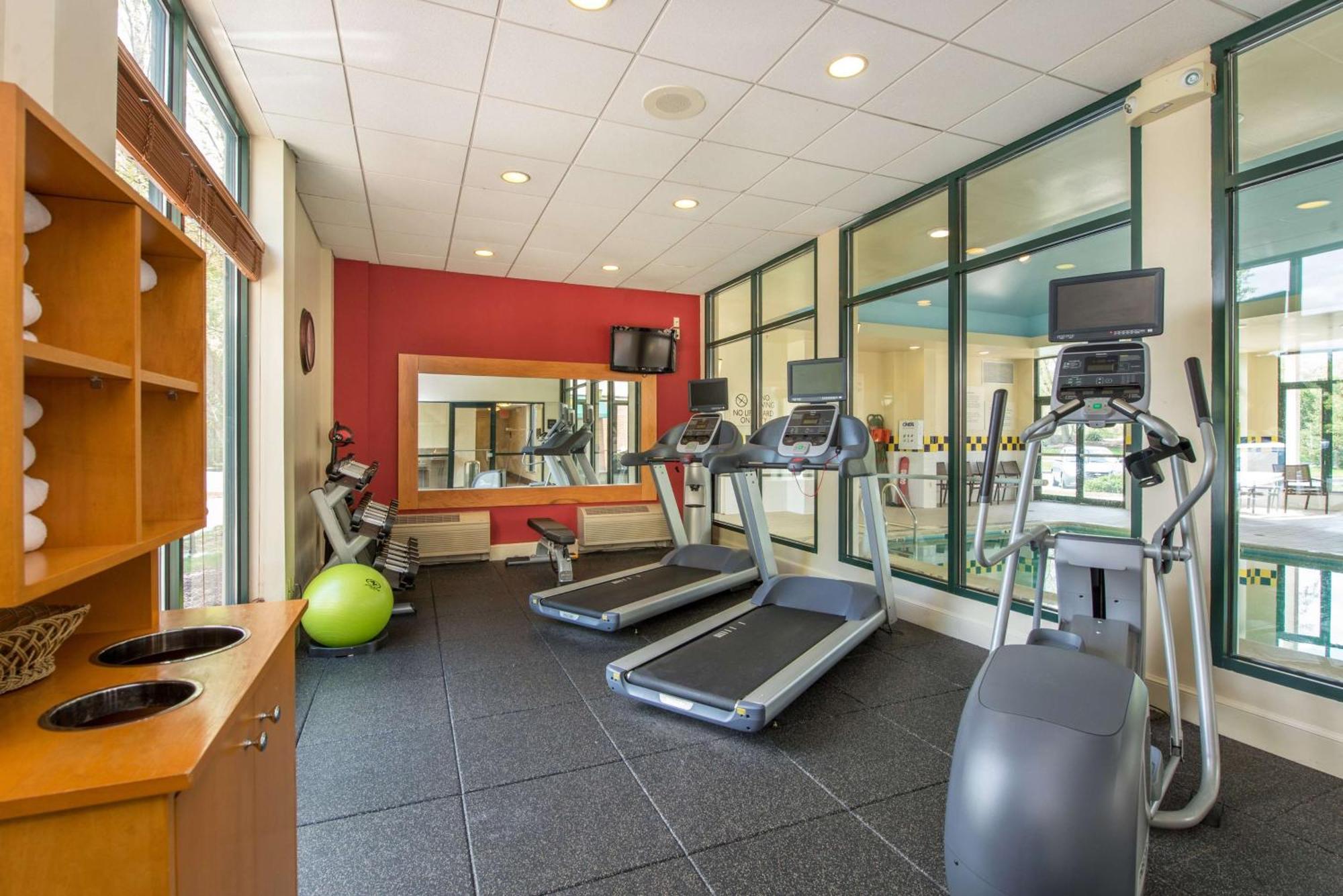 Hilton Garden Inn Poughkeepsie/Fishkill Exterior foto